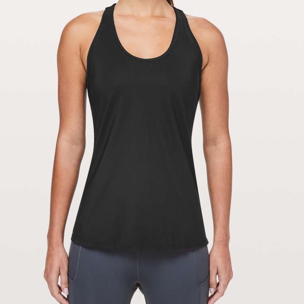 NWT Lulu Cross Conditioning 2-in-1 tank